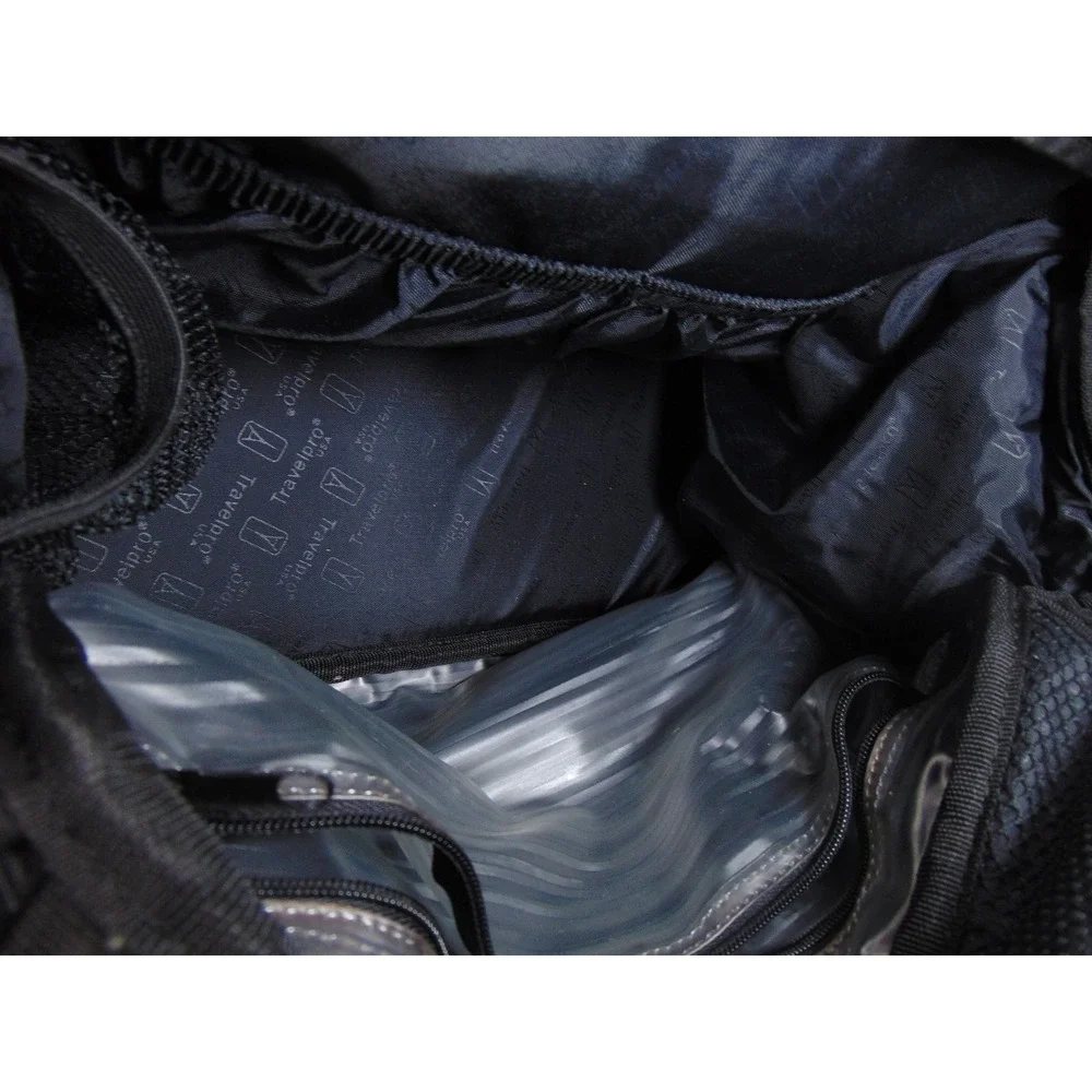 Travelpro Flight Crew Mens Black Solid Travel Tote Bag Business Pilot Utility